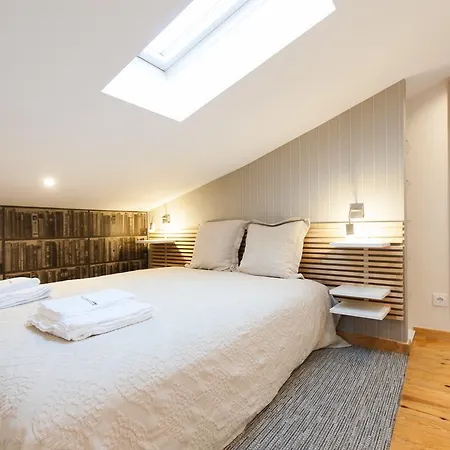 Apartment Feels Like Baixa Cozy Duplex Lissabon