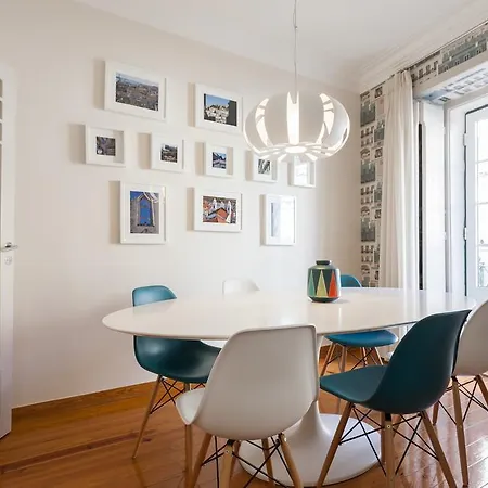 Lägenhet Feels Like Baixa Cozy Duplex *